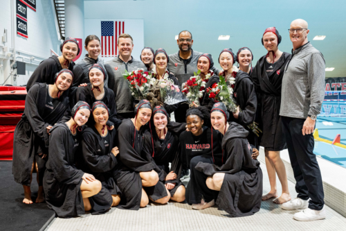 Women’s Water Polo Makes Waves